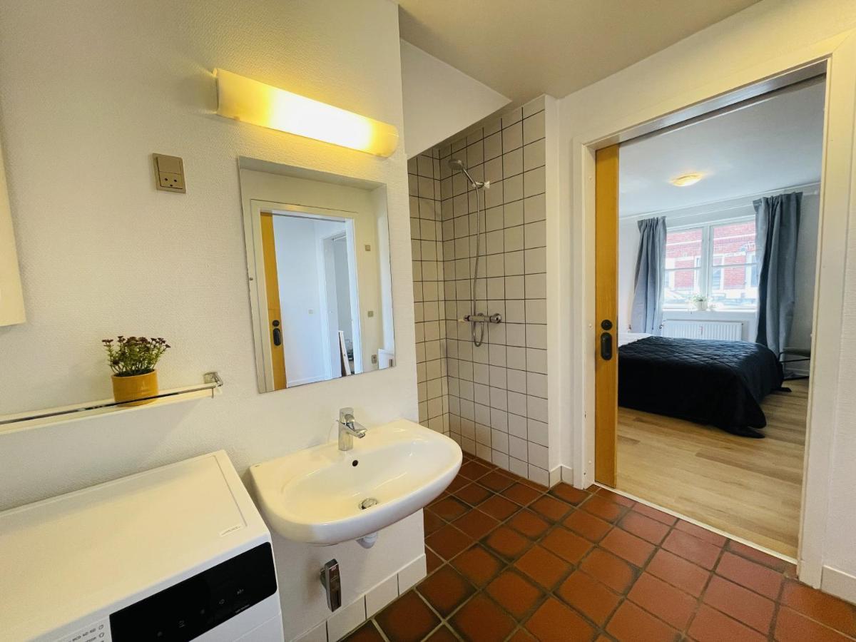 Aday - Central Terrace Apartment In Hjorring Exterior photo